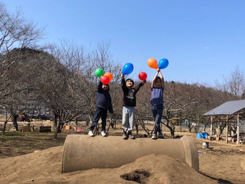 風船持ってハイチーズ